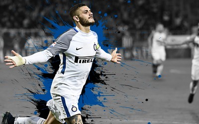 FB体育-卡迪加肖训练中练习脚踢三分球